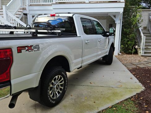 Used 2021 Ford F250 Lariat w/ Lariat Ultimate Package image 5