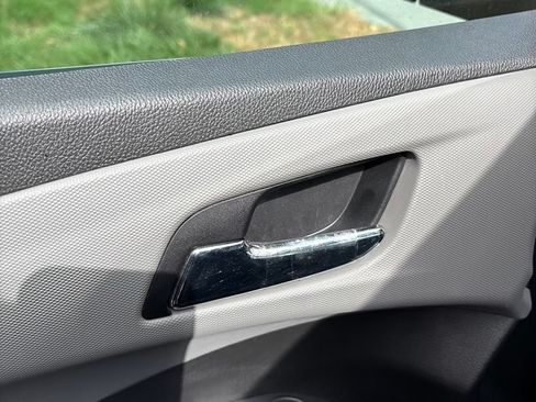 Used 2013 Chevrolet Sonic LT image 16