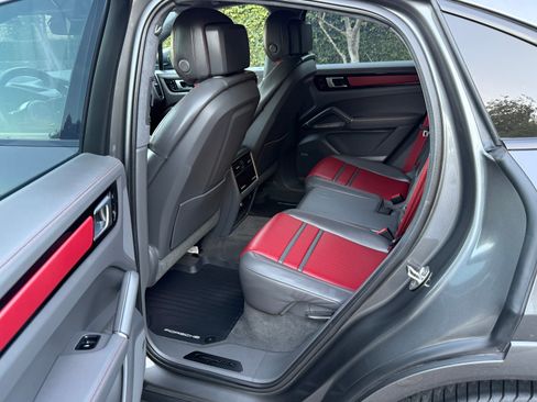 Used 2021 Porsche Cayenne GTS image 13