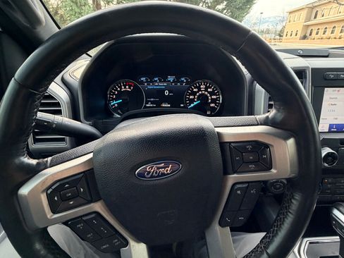 Used 2019 Ford F150 Platinum w/ Equipment Group 701A Luxury image 18