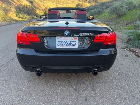 Used 2011 BMW 335is Convertible image 19
