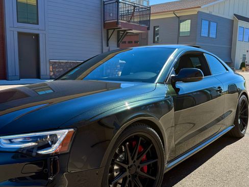 Used 2015 Audi RS 5 Coupe AWD/4WD image 2