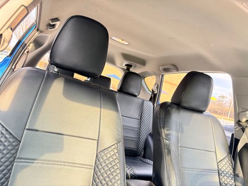 Used 2016 Toyota RAV4 LE image 6