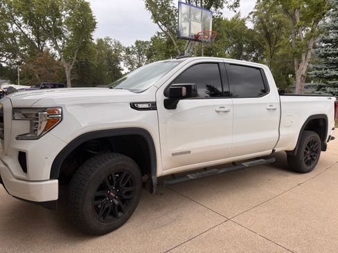Used 2022 GMC Sierra 1500 Elevation w/ Driver Alert Package I AWD/4WD image 1
