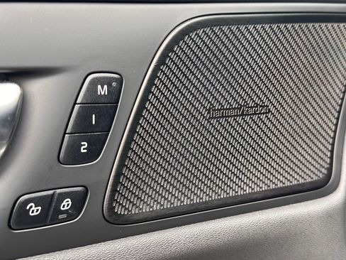 Used 2022 Volvo S60 B5 R-Design w/ Advanced Package image 20