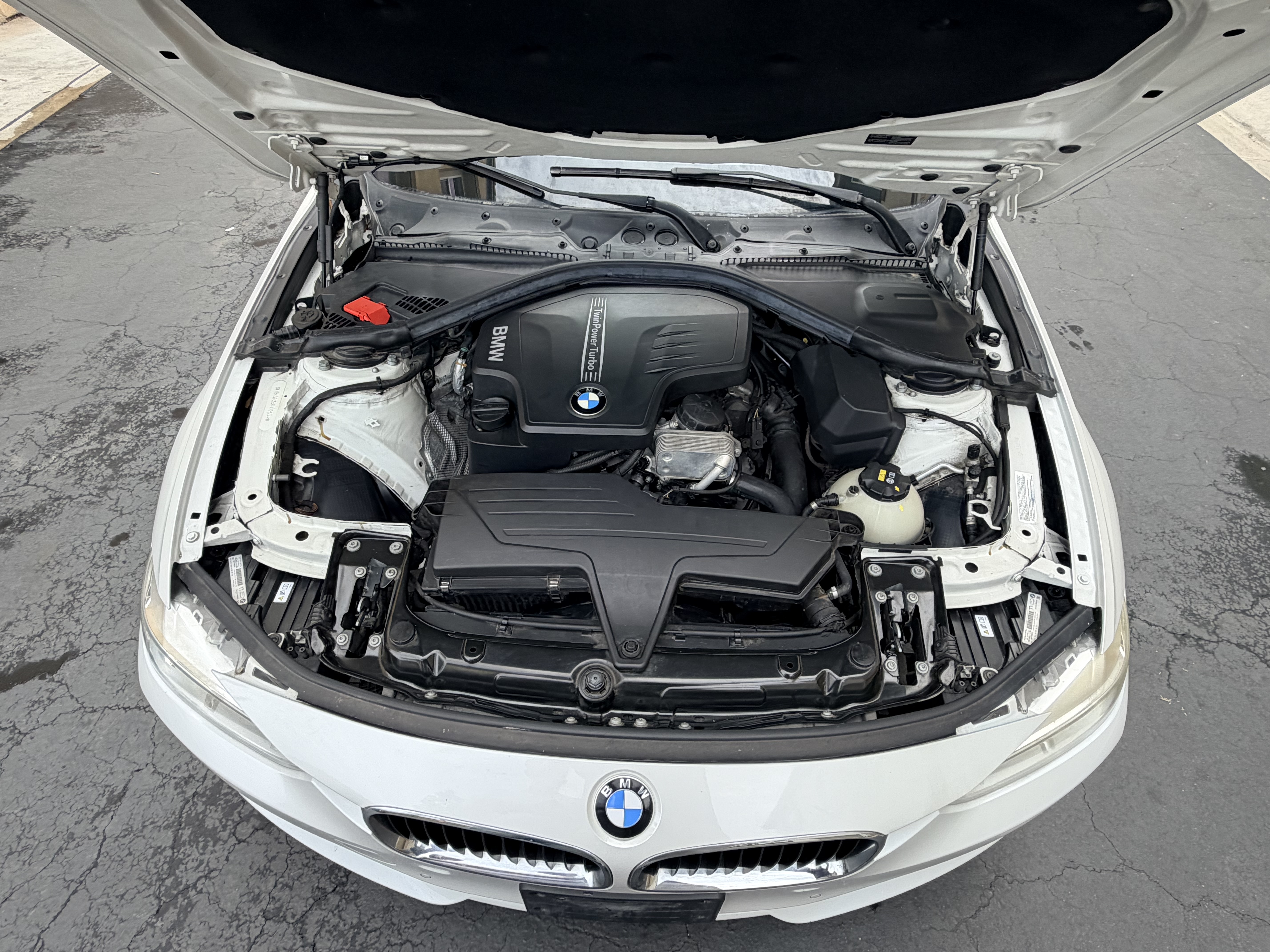 Used 2015 BMW 320i Sedan RWD image 13