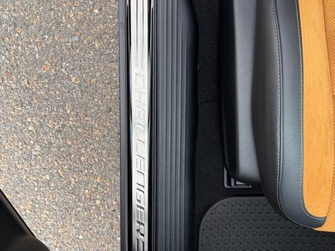 Used 2022 Dodge Challenger R/T Scat Pack image 14