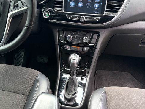Used 2018 Buick Encore Preferred FWD image 17