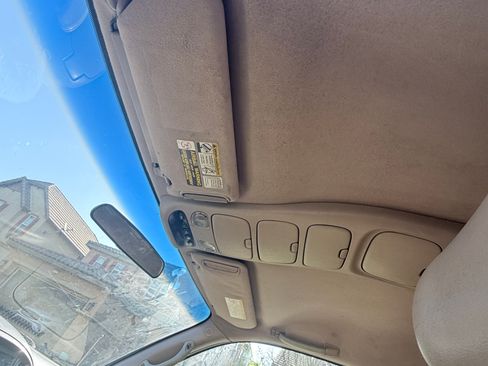 Used 2001 Toyota Sequoia Limited RWD image 8