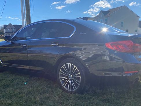 Used 2018 BMW 530e xDrive image 8