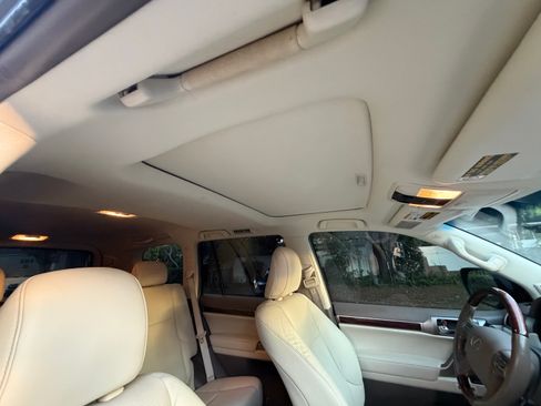 Used 2016 Lexus GX 460 w/ Premium Package AWD/4WD image 6