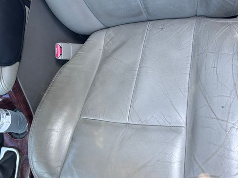 Used 2006 GMC Envoy SLT RWD image 10