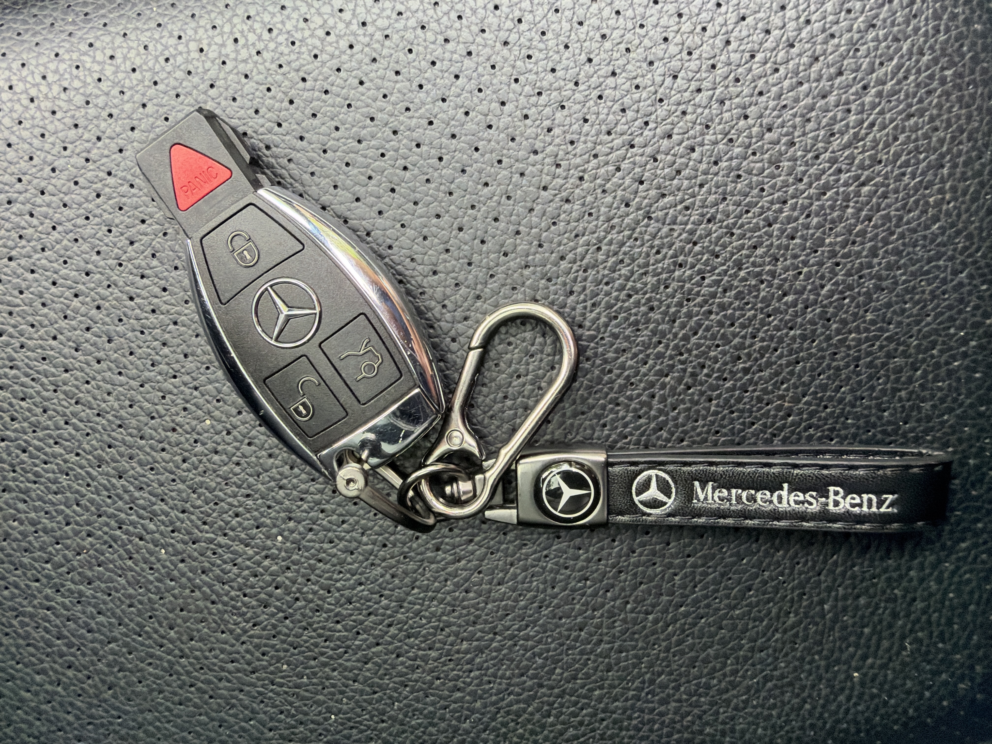 Used 2014 Mercedes-Benz C 300 4MATIC Sedan image 15