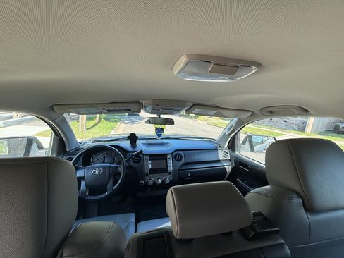 Used 2015 Toyota Tundra SR AWD/4WD image 8
