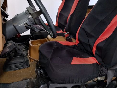 Used 1995 Jeep Wrangler Sport S image 2