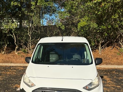 Used 2020 Ford Transit Connect XL image 6
