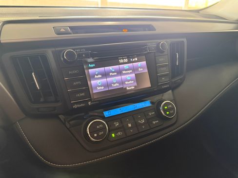 Used 2016 Toyota RAV4 XLE FWD image 28