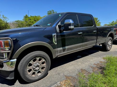 Used 2022 Ford F350 King Ranch w/ King Ranch Ultimate Package image 5