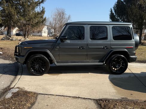 Used 2021 Mercedes-Benz G 550 image 2