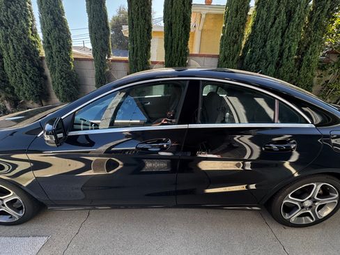 Used 2014 Mercedes-Benz CLA 250 image 8