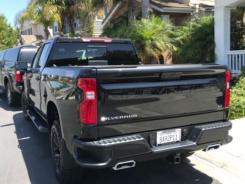 Used 2020 Chevrolet Silverado 1500 LT Trail Boss image 6