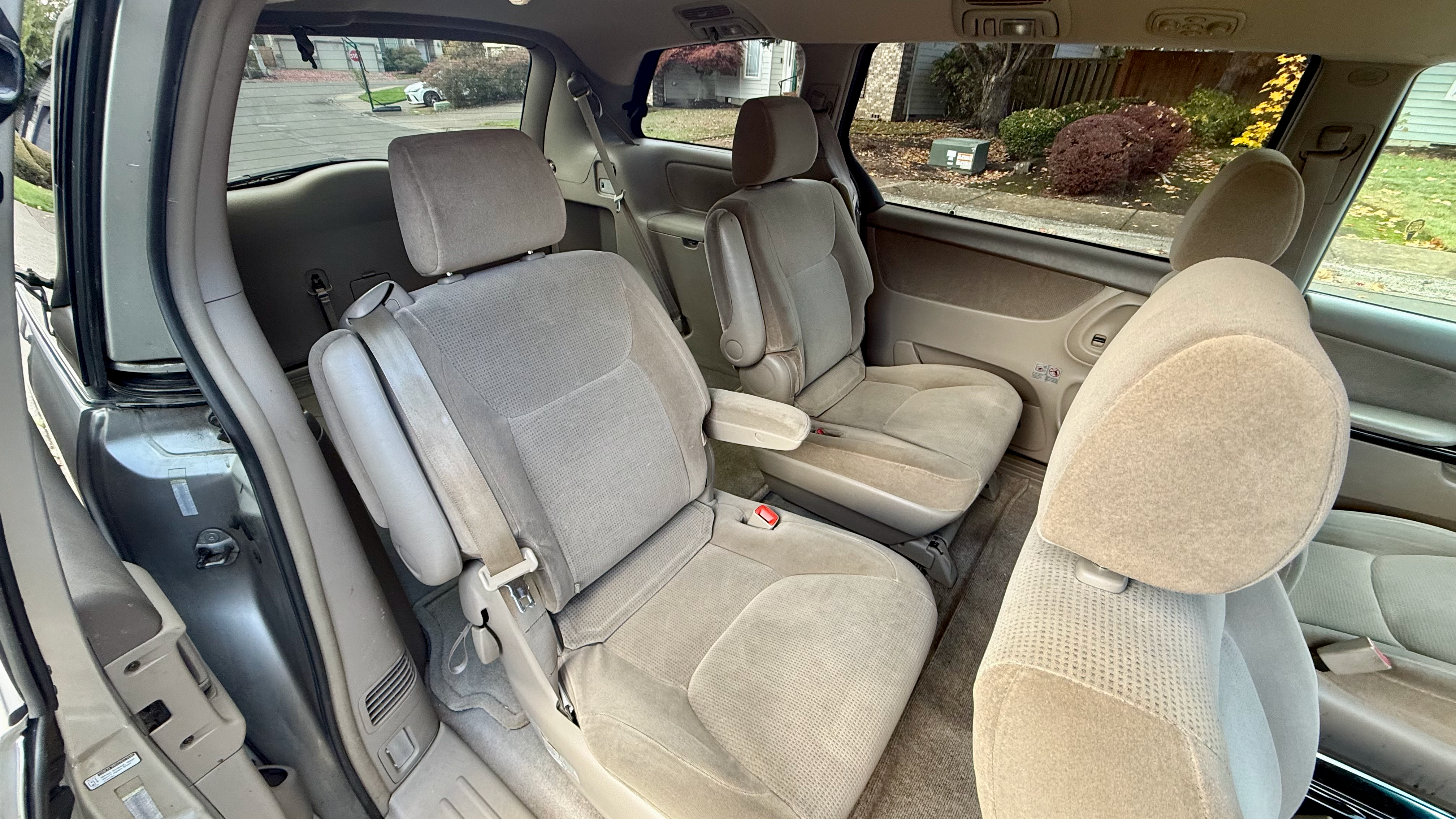 Used 2004 Toyota Sienna CE FWD image 12