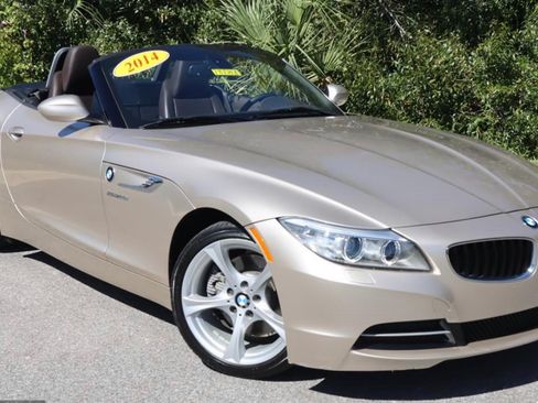 Used 2014 BMW Z4 sDrive28i image 4