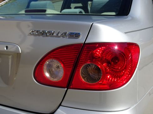 Used 2006 Toyota Corolla CE image 14