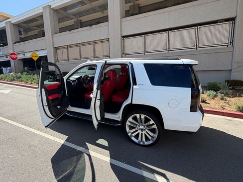 Used 2019 GMC Yukon SLE w/ SLE Value Package image 8