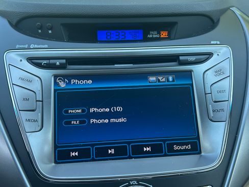 Used 2013 Hyundai Elantra Limited w/ Technology Pkg FWD image 35