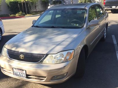 Used 2000 Toyota Avalon XLS