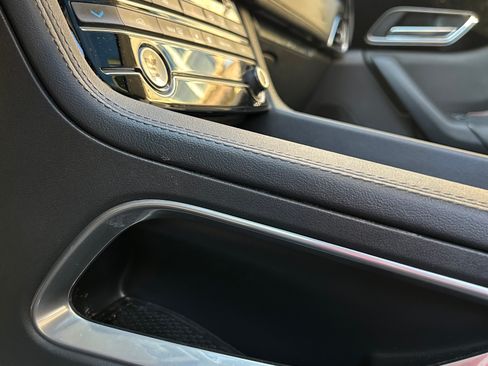 Used 2019 Jaguar F-PACE Prestige AWD/4WD image 24
