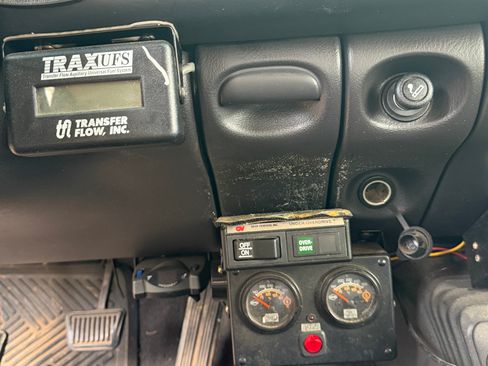 Used 2001 Dodge Ram 3500 Truck 2WD Quad Cab image 11