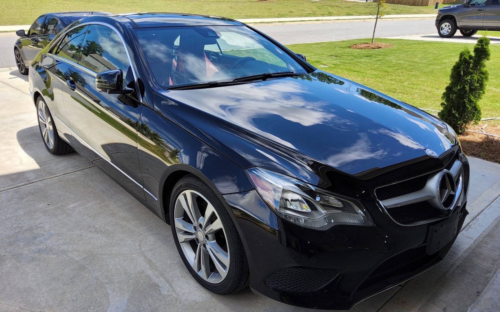 Used 2014 Mercedes-Benz E 350 4MATIC Coupe image 1