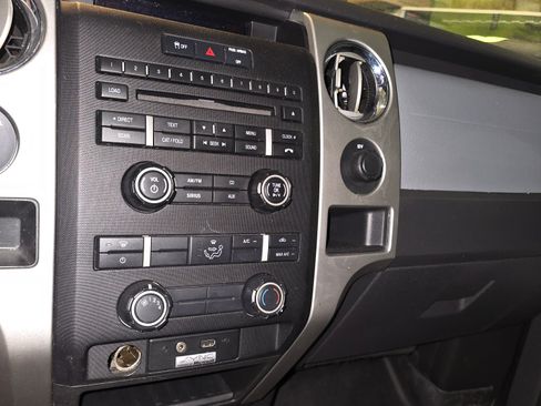 Used 2013 Ford F150 XLT image 8