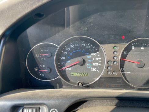 Used 2003 Toyota Land Cruiser AWD/4WD image 23