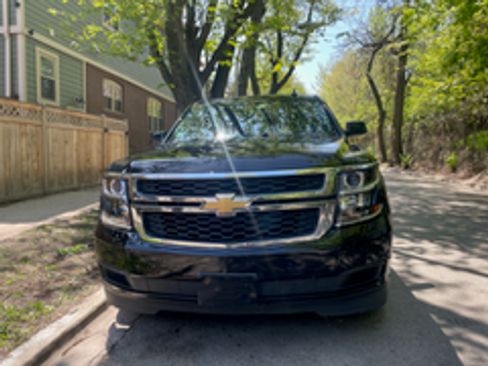 Used 2017 Chevrolet Suburban LS w/ All-Season Package image 4