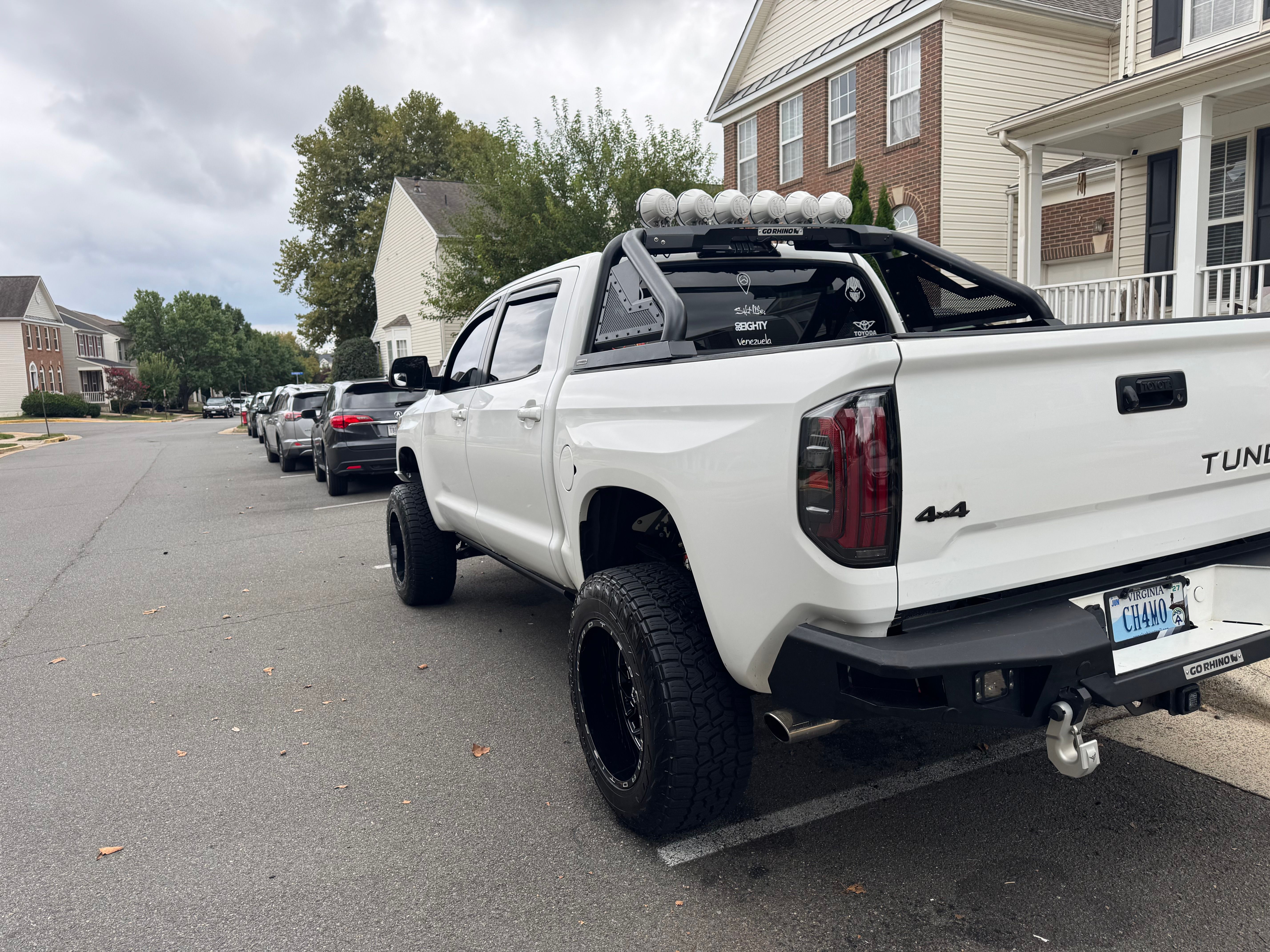 Used 2017 Toyota Tundra SR5 AWD/4WD image 8