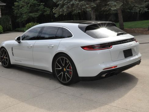 Used 2018 Porsche Panamera Turbo Sport Turismo AWD/4WD image 5