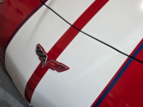 Used 2008 Chevrolet Corvette Coupe w/ Preferred Equipment Group image 4