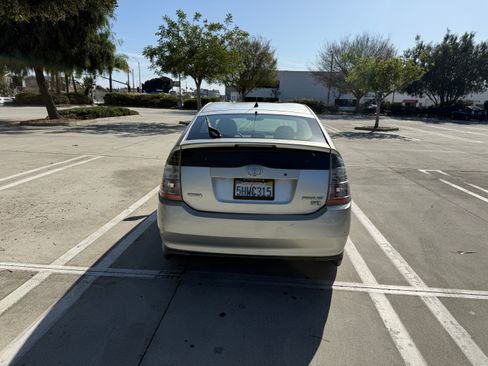 Used 2004 Toyota Prius image 11