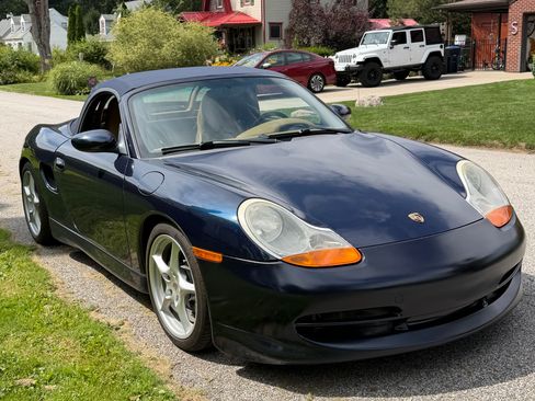 Used 1999 Porsche Boxster RWD image 13
