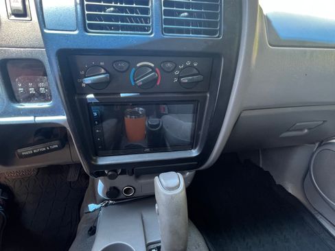 Used 2003 Toyota Tacoma PreRunner RWD image 16