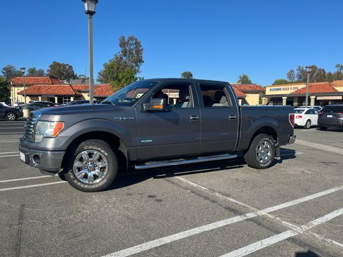 Used 2012 Ford F150 XLT w/ XLT Chrome Pkg RWD image 2