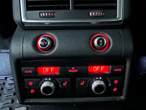 Used 2015 Audi Q7 3.0T S line Prestige w/ Luxury Package image 12