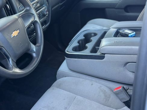 Used 2018 Chevrolet Silverado 1500 W/T image 6