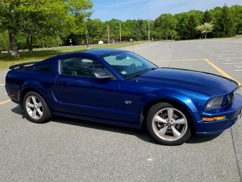 Used 2007 Ford Mustang GT Premium image 1