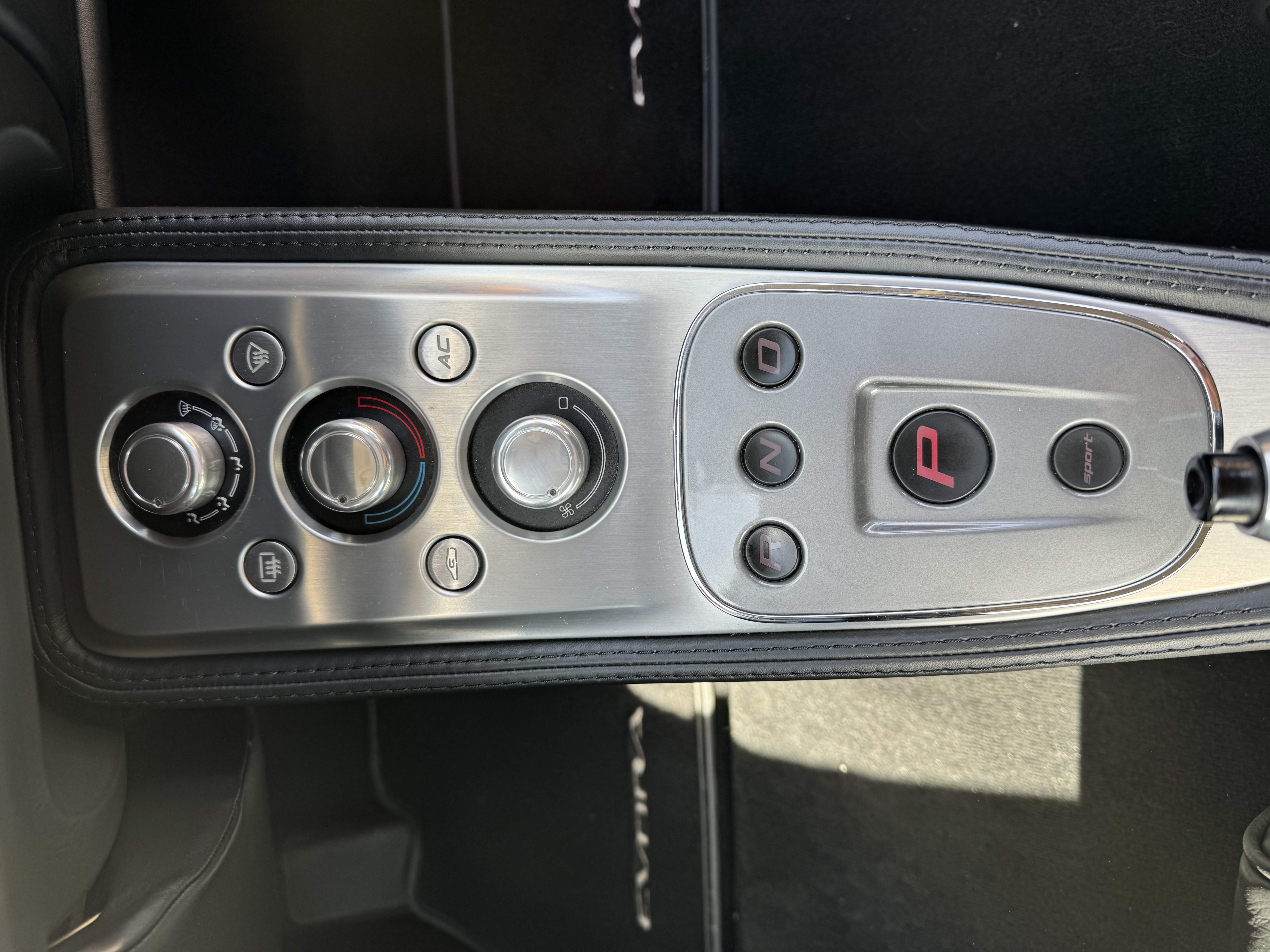 Used 2012 Lotus Evora 2+2 RWD image 21