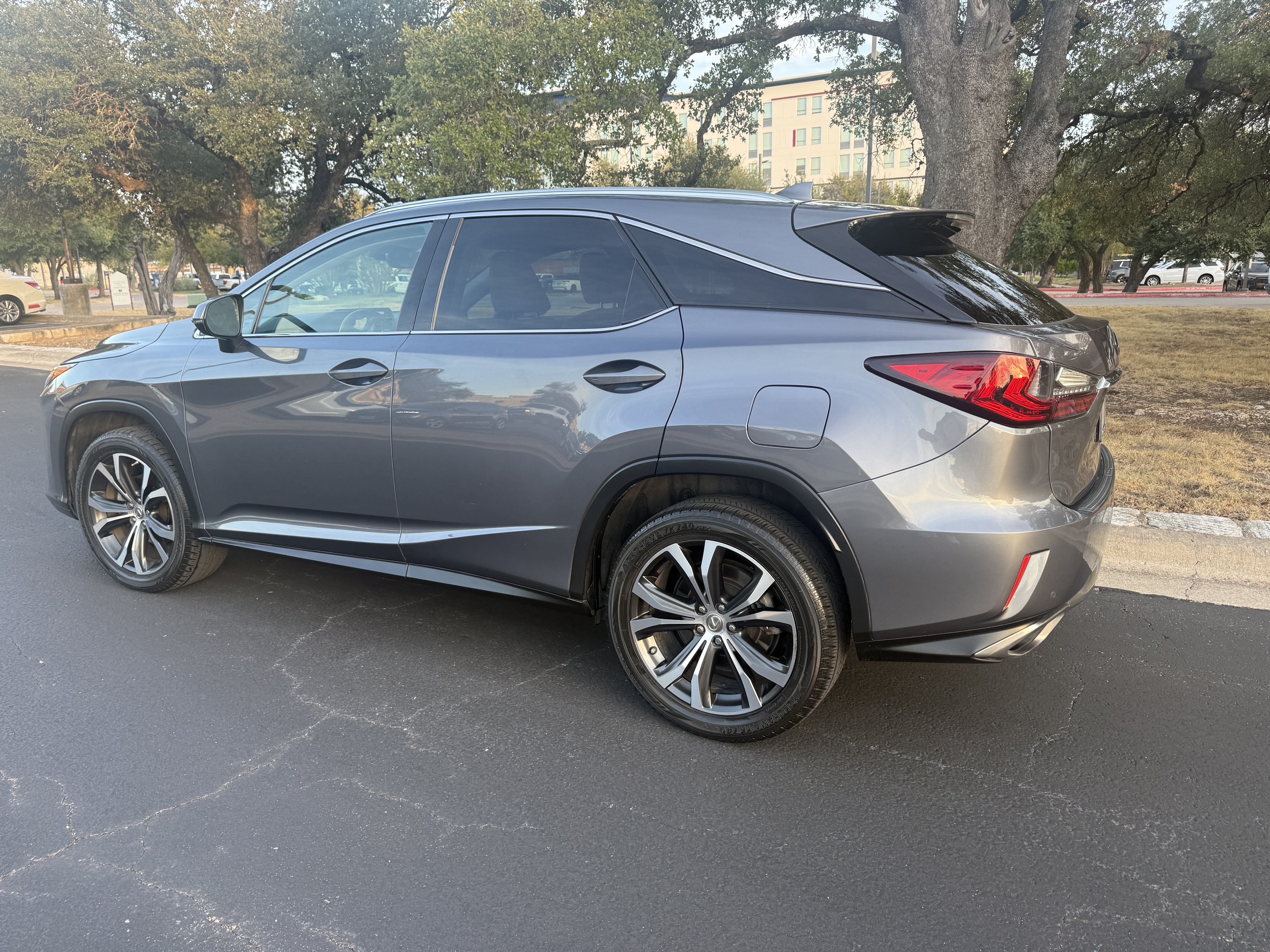Used 2017 Lexus RX 350 FWD w/ Premium Package image 16