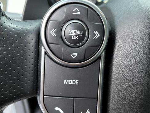 Used 2016 Land Rover Range Rover Sport Supercharged image 25